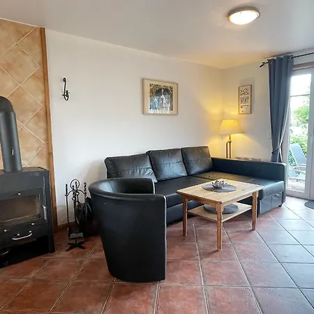 Ferienhaushaelfte Fenja